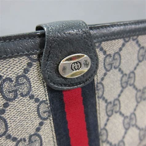 used gucci keychain wallet|Gucci accessory collection wallet.